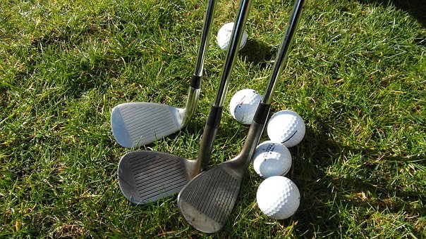 Introduction to AW golf clubs